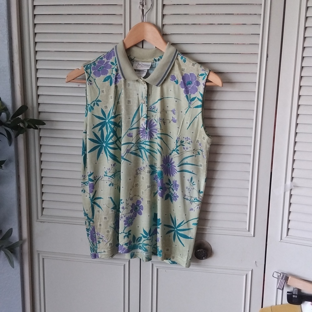 2 pc Marcia ladies golf/casual  top/ short